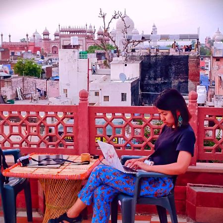 Hotel India Inn Walking Distance From Taj Mahal-- Rooftop Taj Mahal View Agra  Exteriör bild