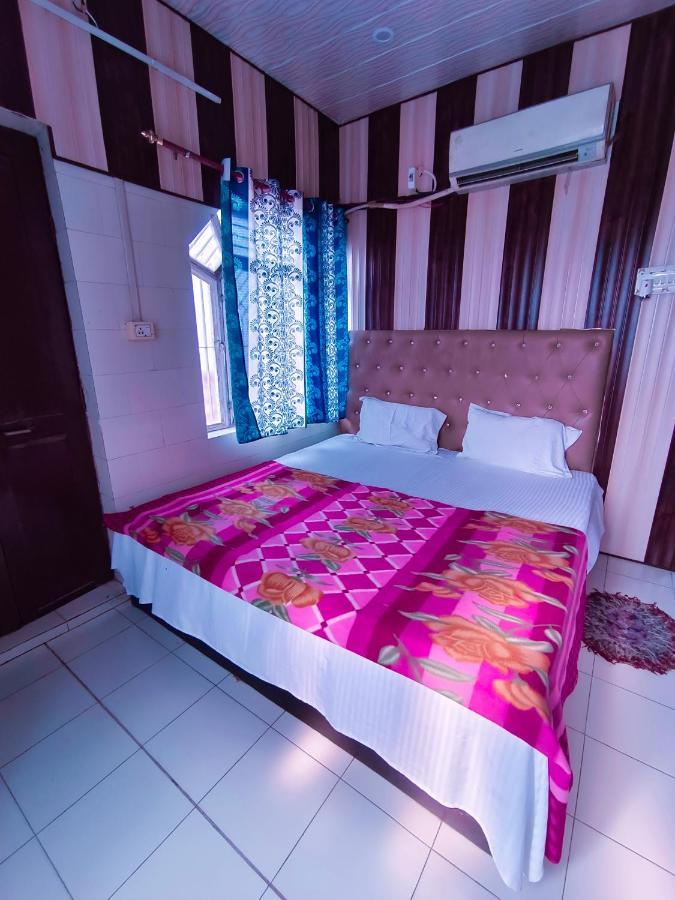 Hotel India Inn Walking Distance From Taj Mahal-- Rooftop Taj Mahal View Agra  Exteriör bild